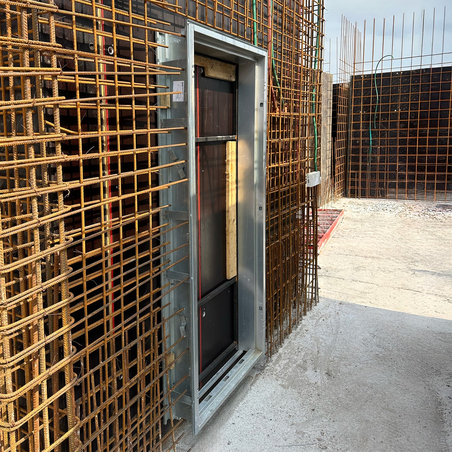 Israeli Blast-Proof Safe Room Door - 1" Thick Steel
