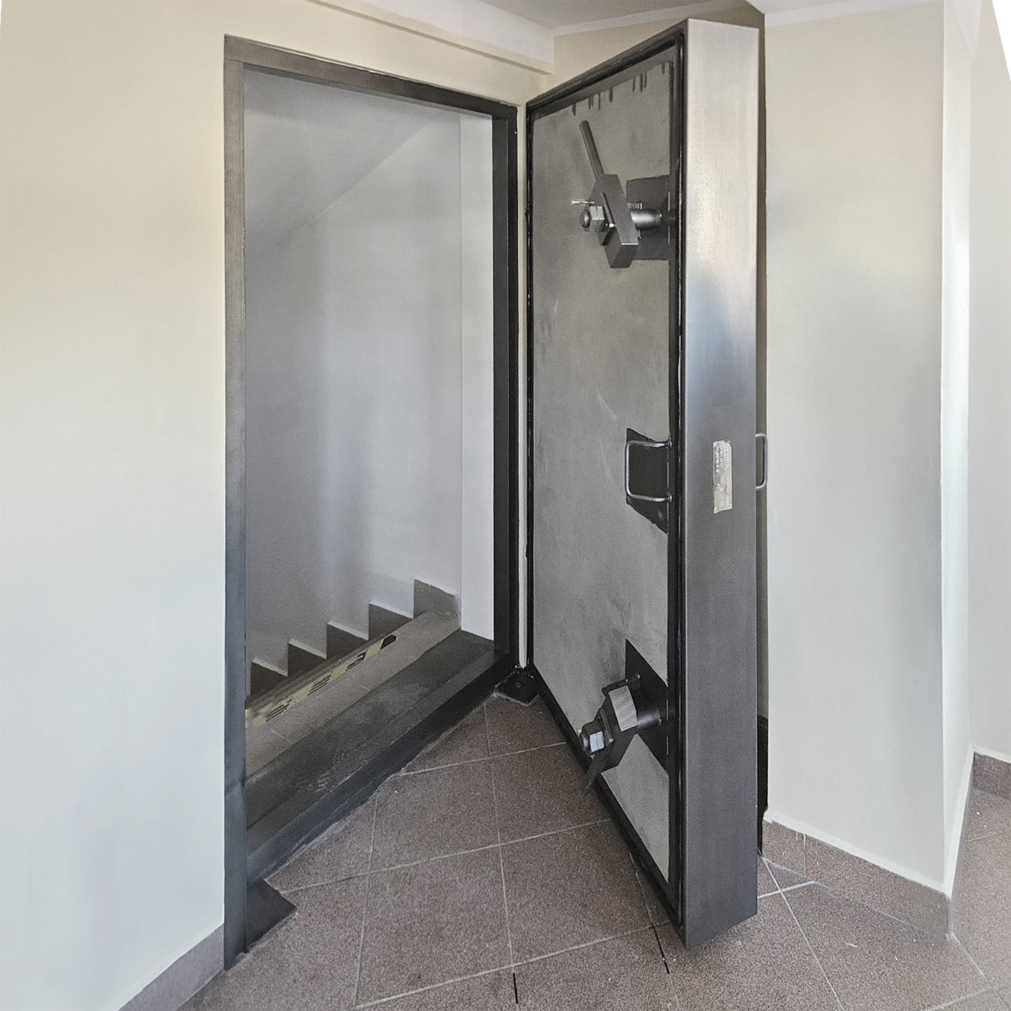 100 cm Swiss Concrete-Filled Gas-Tight Blast Door
